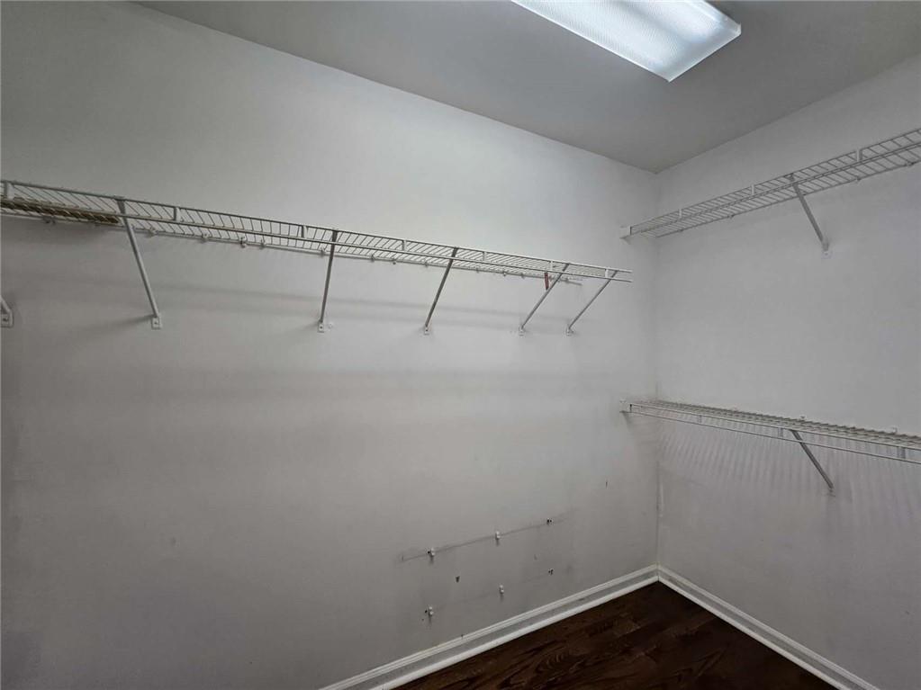 450 Eastbourne Way Property Photo 16