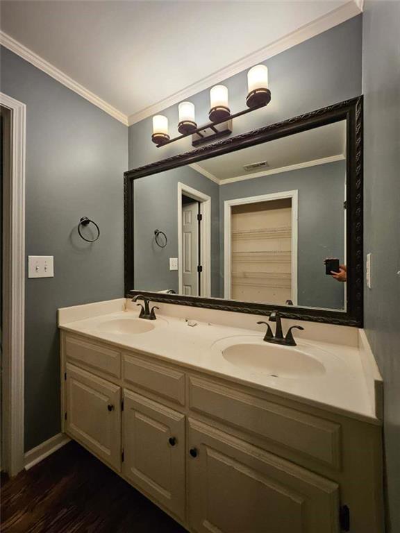 450 Eastbourne Way Property Photo 20