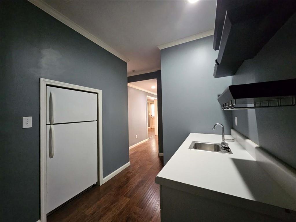 450 Eastbourne Way Property Photo 25