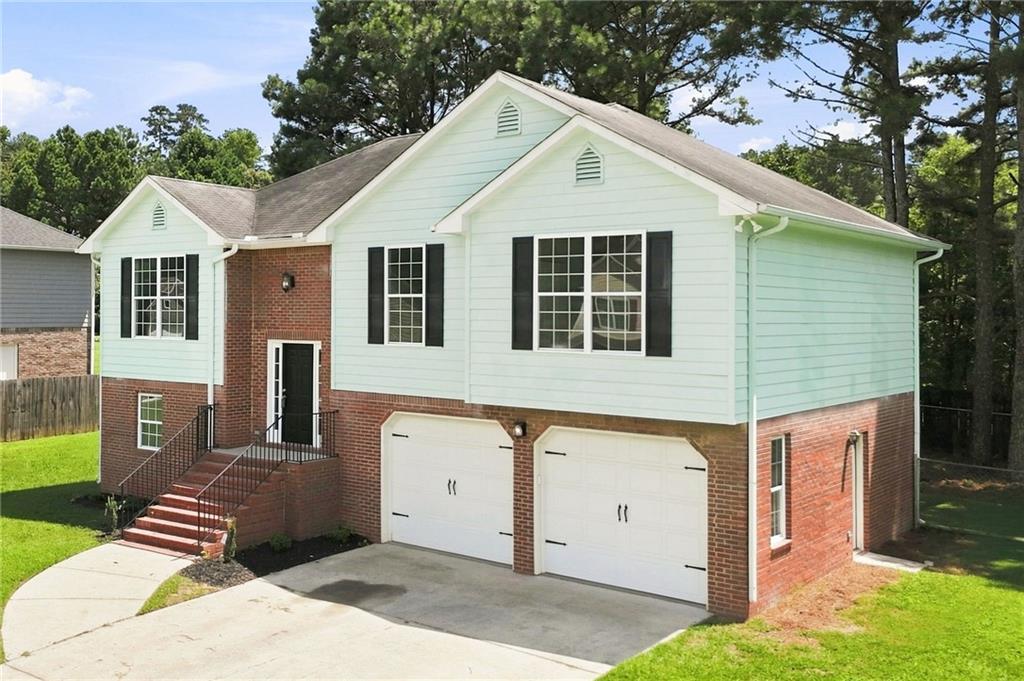 26 Marthas Place Nw Property Photo 3