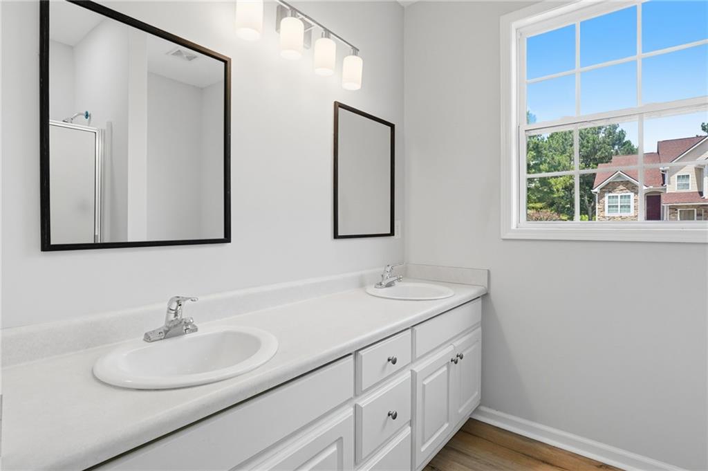 26 Marthas Place Nw Property Photo 31