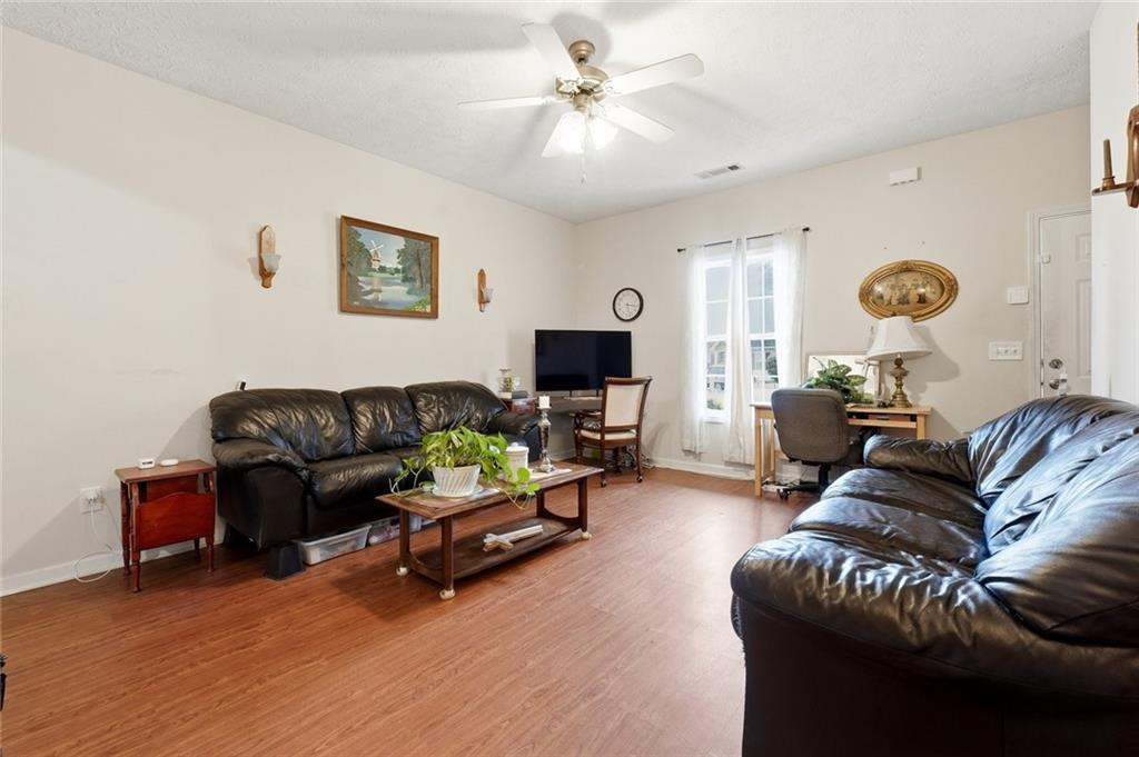 105 Twin Pines Court Property Photo 6