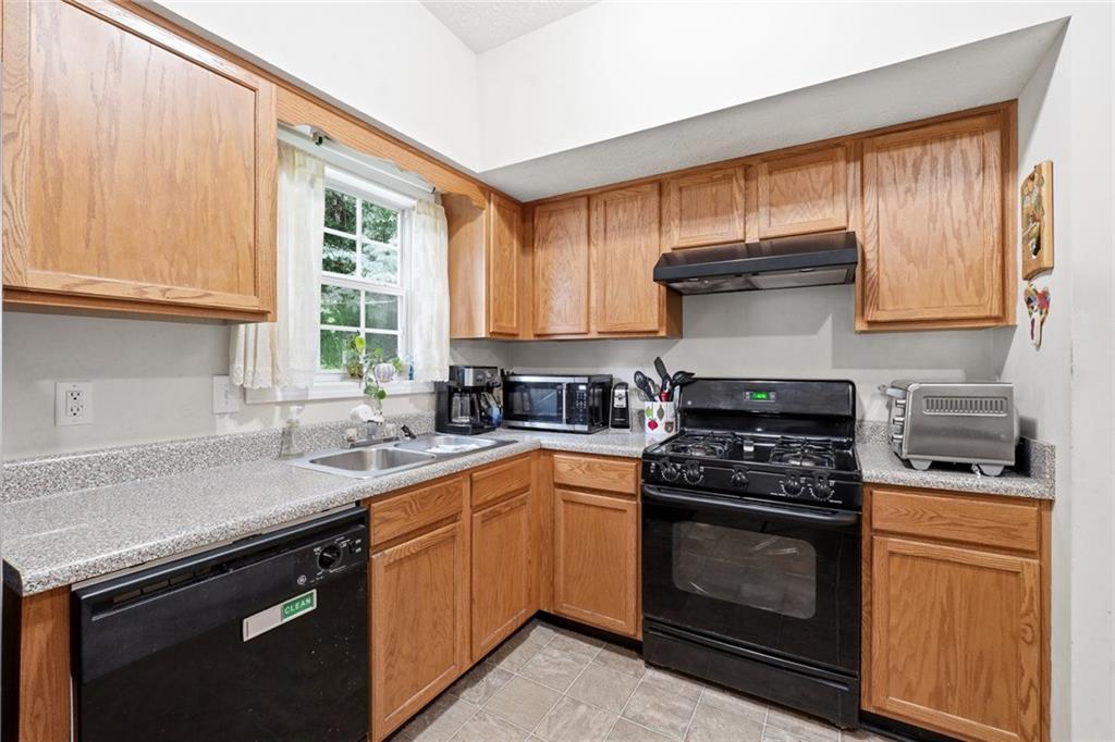 105 Twin Pines Court Property Photo 10