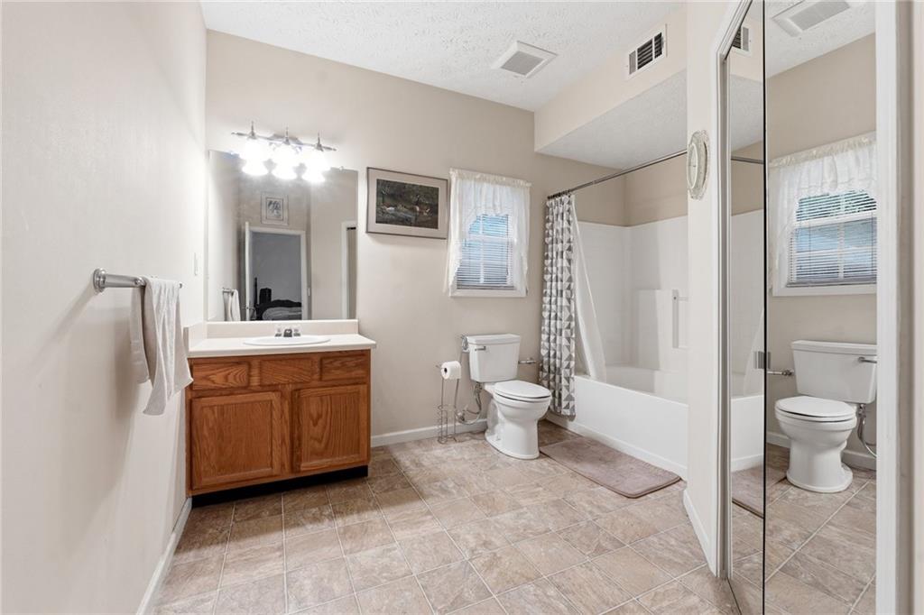 105 Twin Pines Court Property Photo 16