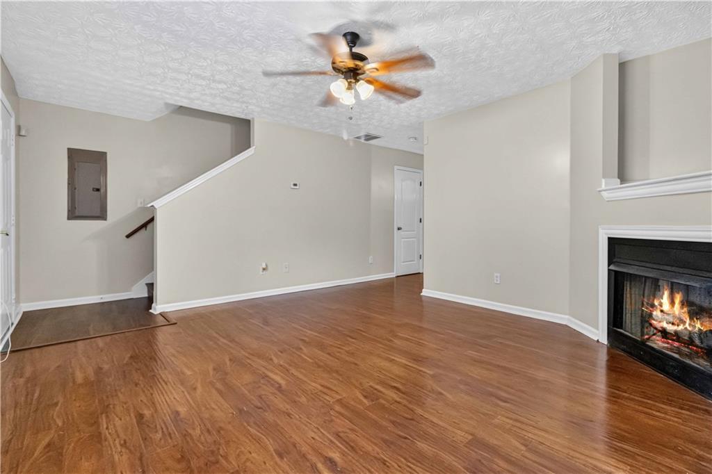 3011 Fields Drive Property Photo 4
