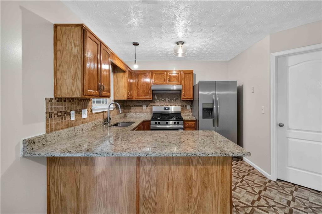 3011 Fields Drive Property Photo 5