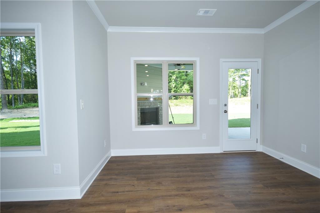 415 Brown Dove Ln Property Photo 15