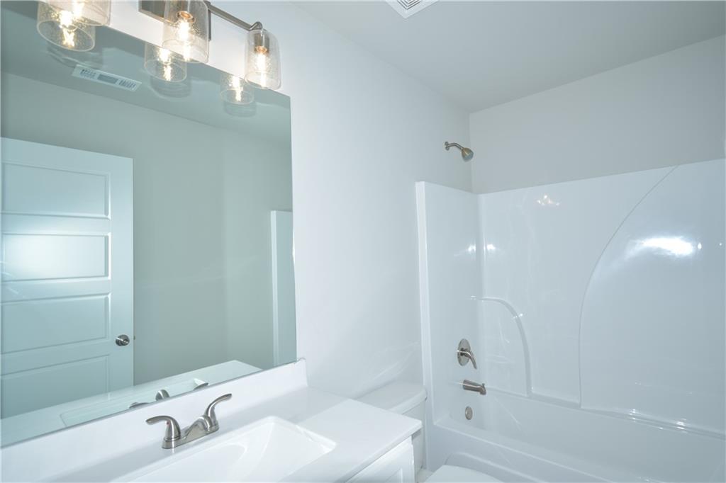 415 Brown Dove Ln Property Photo 28