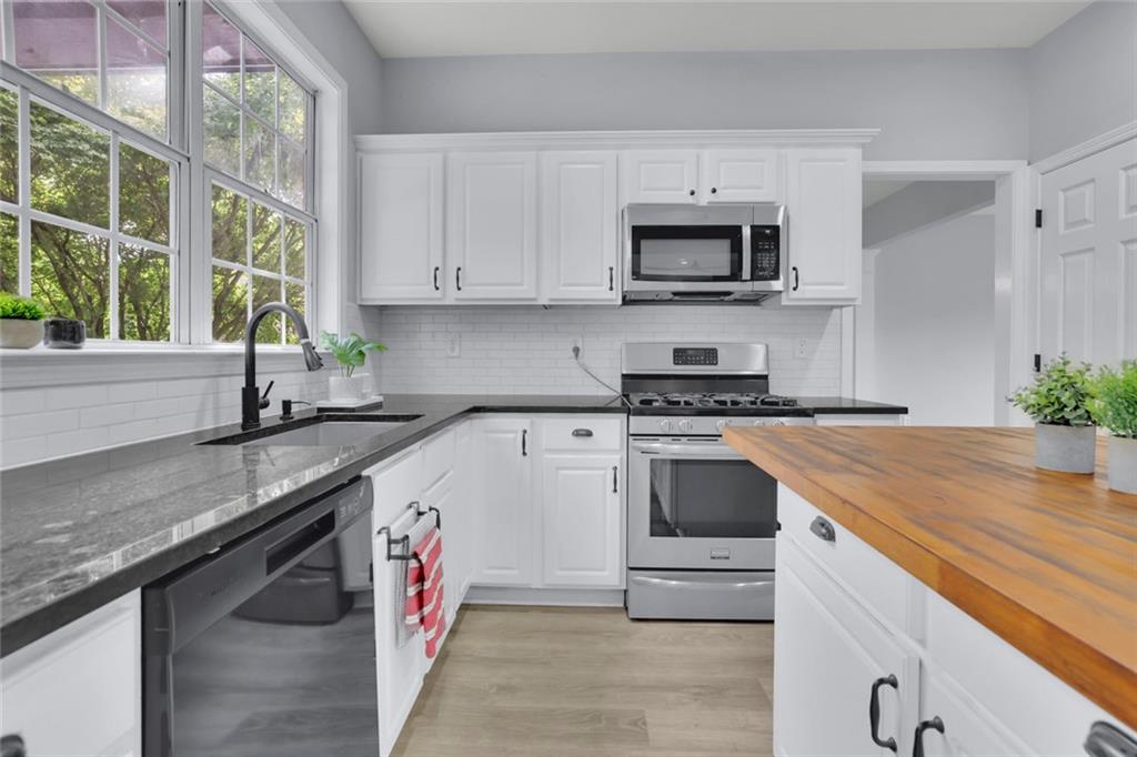 552 Glen Level Circle Property Photo 11