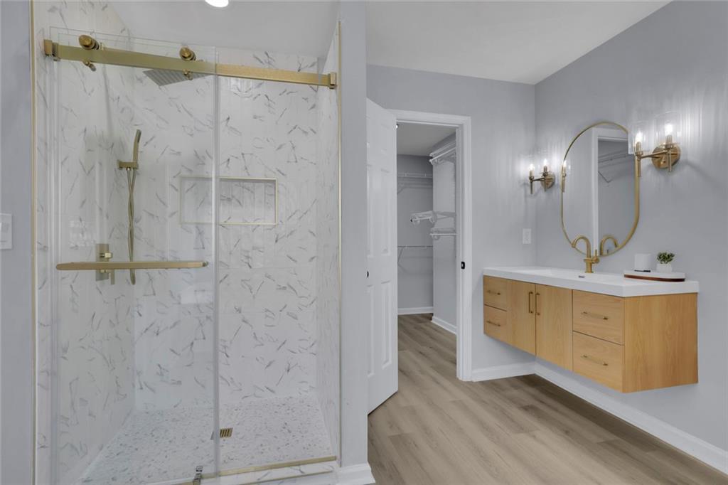 552 Glen Level Circle Property Photo 25