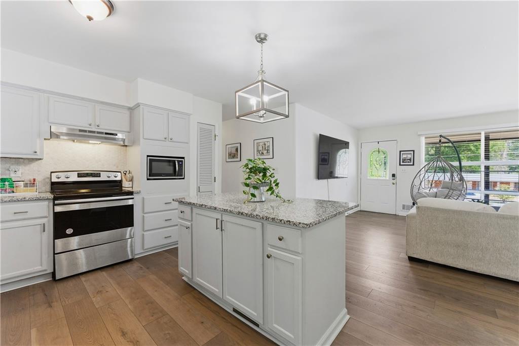 2725 Shoreland Drive Sw Property Photo 13