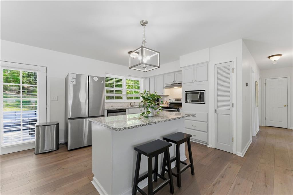 2725 Shoreland Drive Sw Property Photo 14
