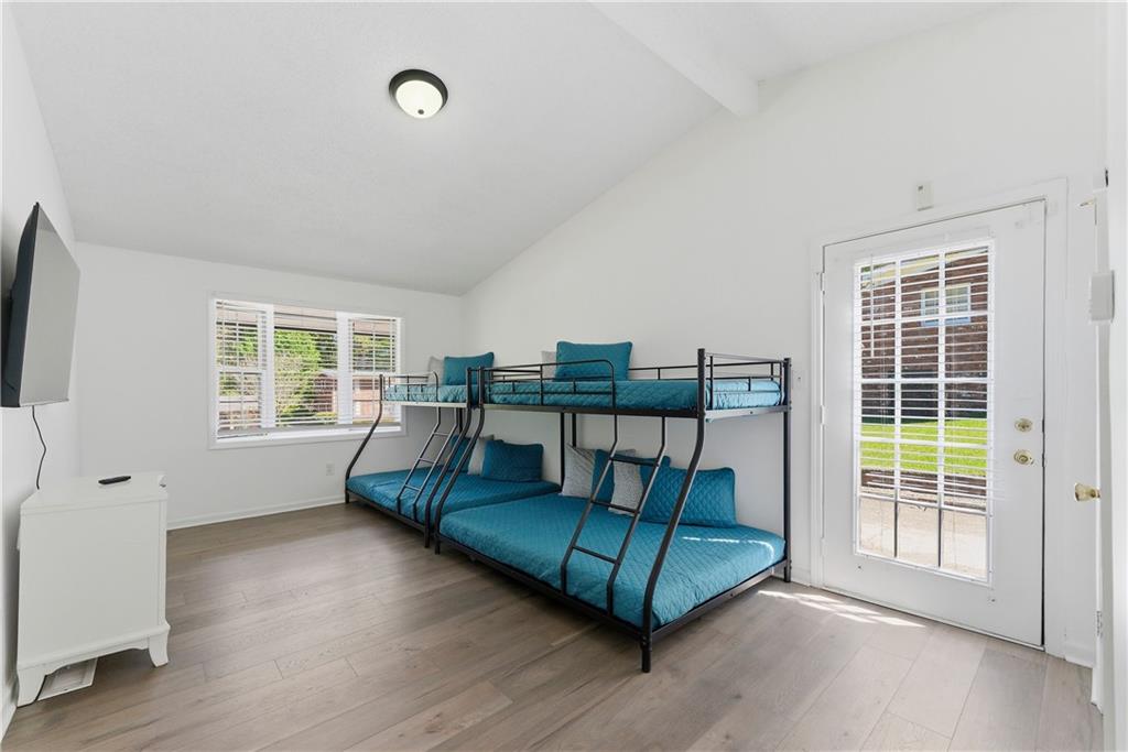 2725 Shoreland Drive Sw Property Photo 25