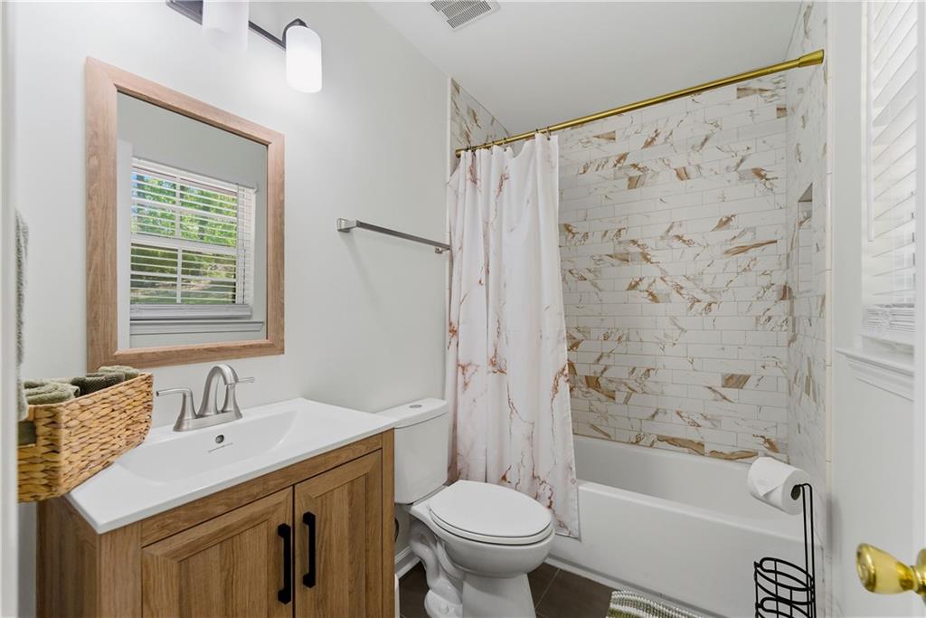 2725 Shoreland Drive Sw Property Photo 29