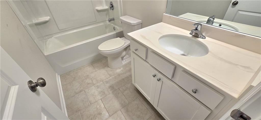 3608 Hidden Valley Circle Property Photo 5