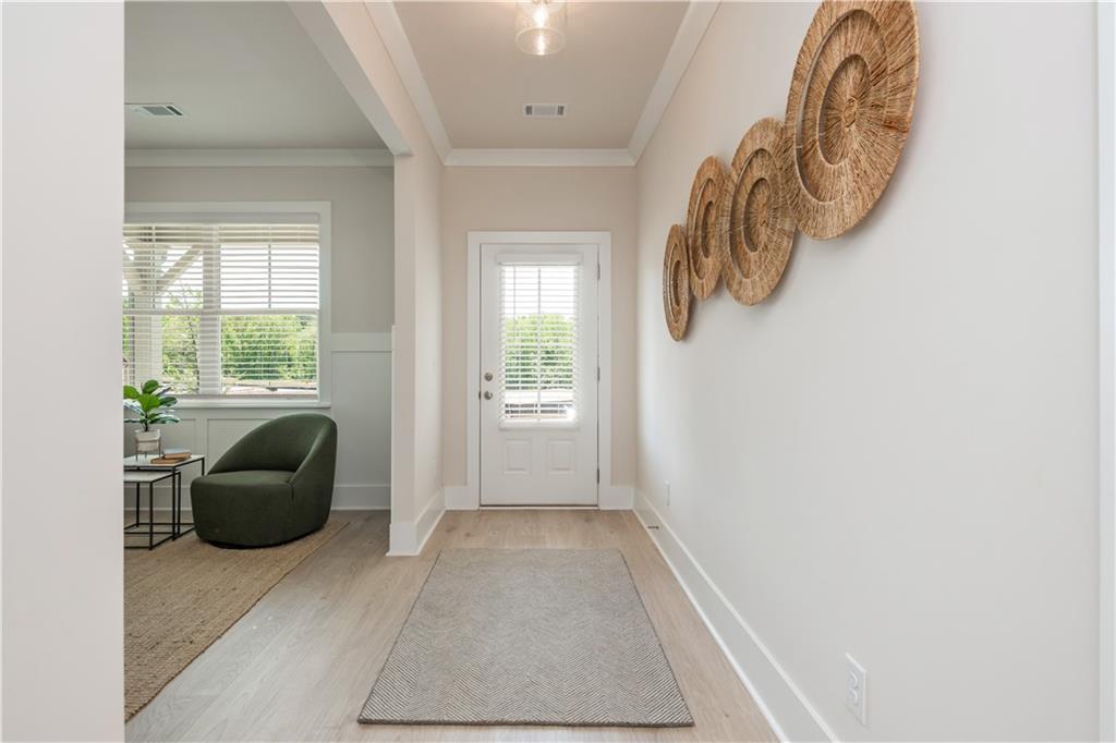5587 Overview Drive Property Photo 3