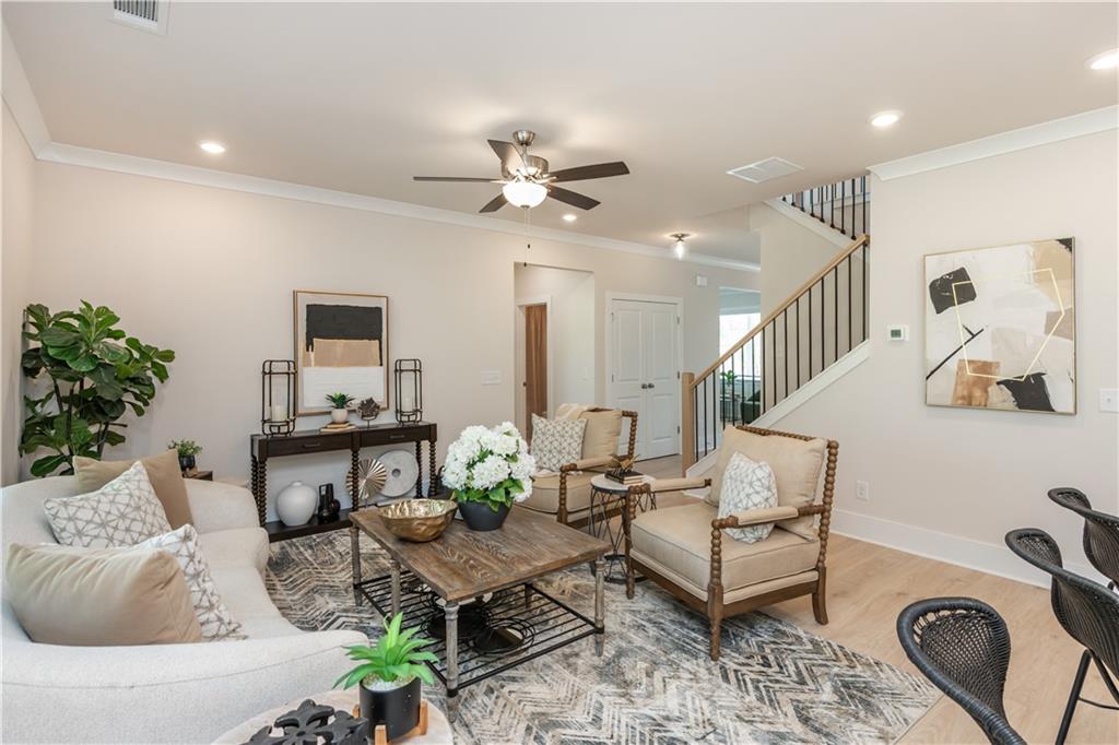 5587 Overview Drive Property Photo 11