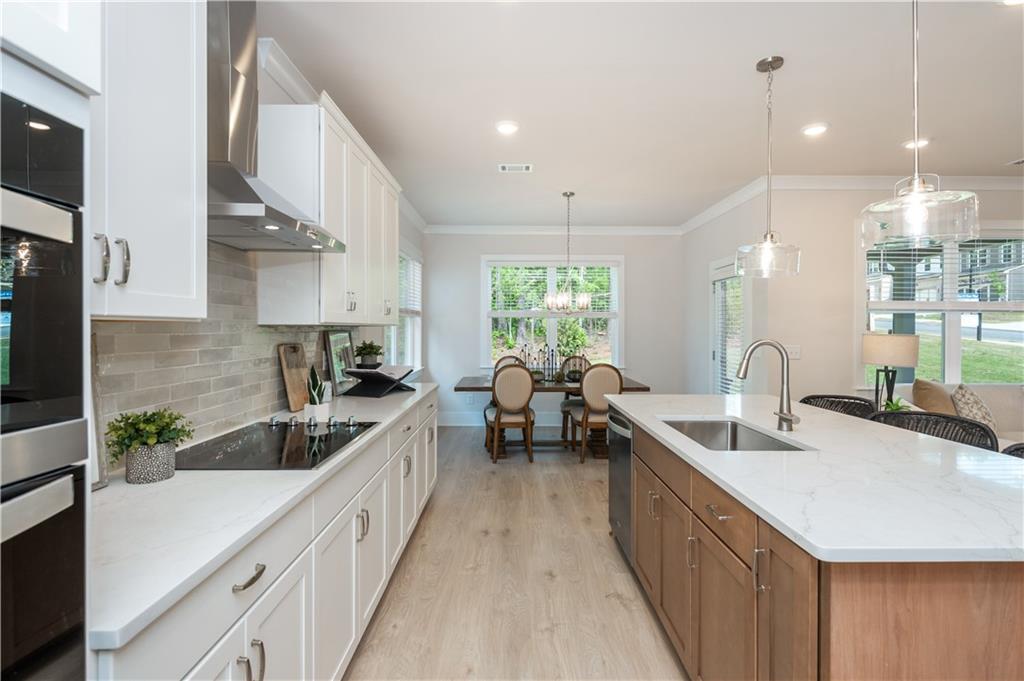 5587 Overview Drive Property Photo 16