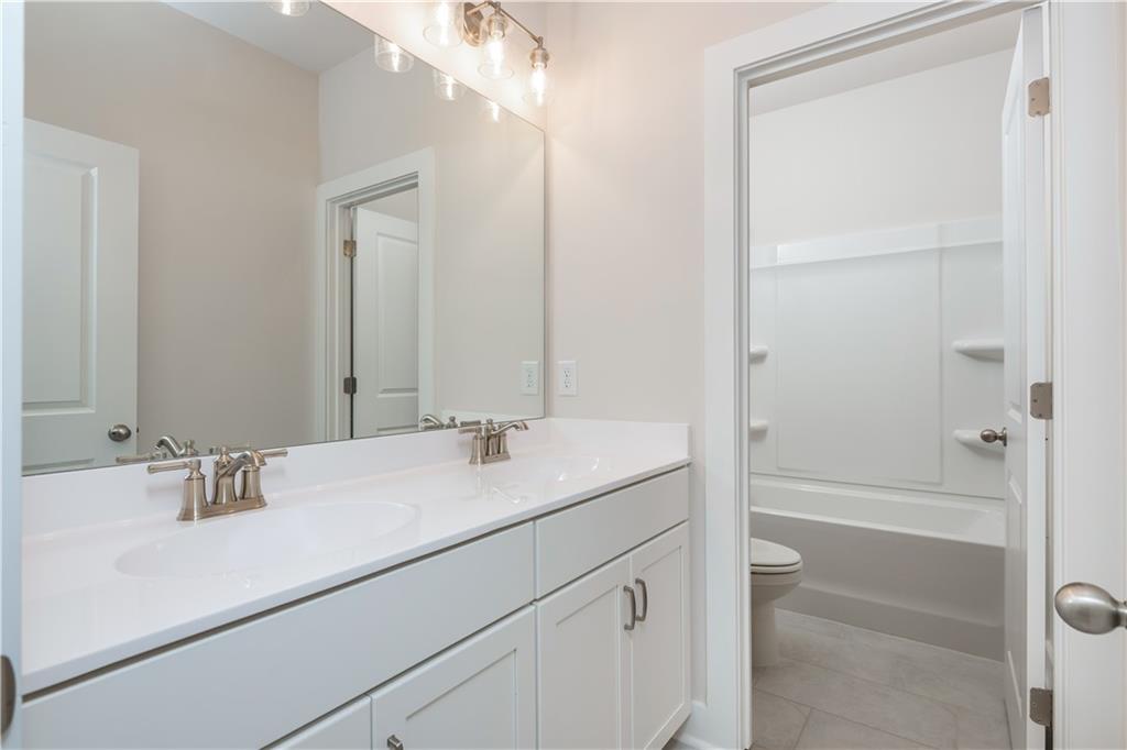 5587 Overview Drive Property Photo 36