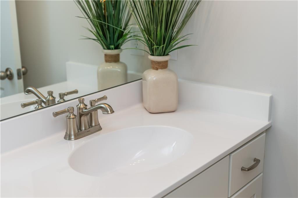 5587 Overview Drive Property Photo 57