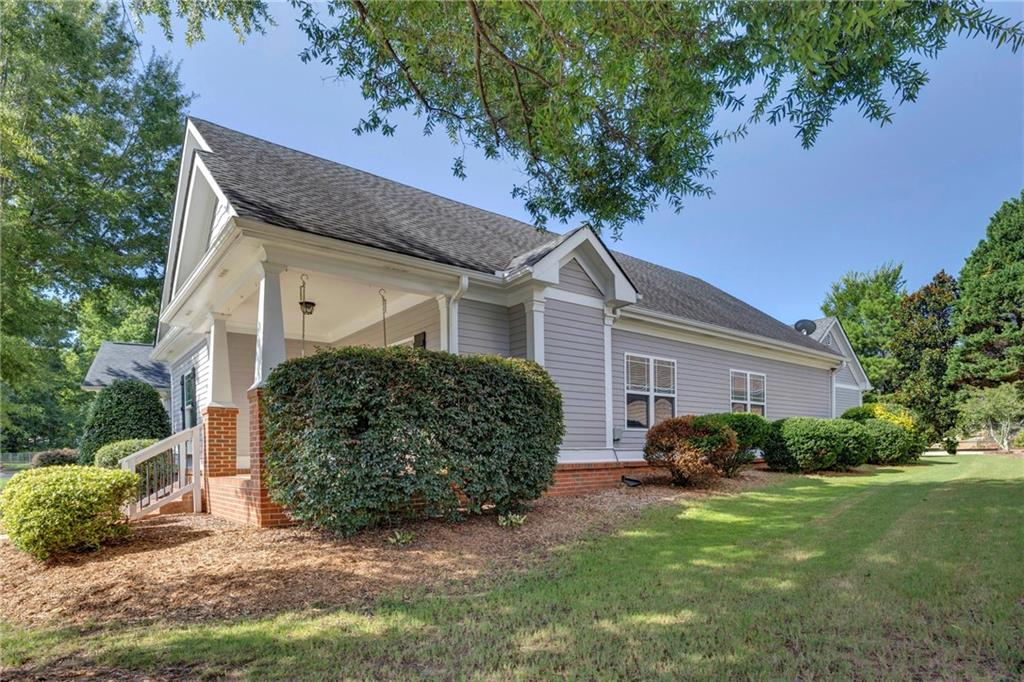 165 Pratt Drive Property Photo 4