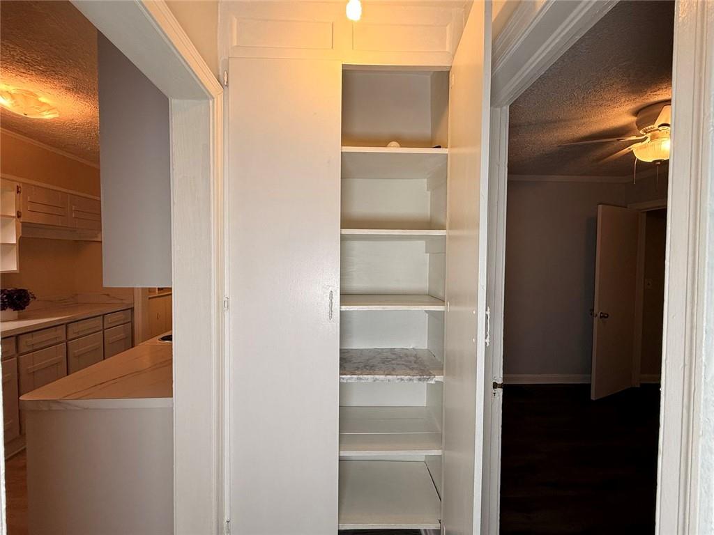 5132 Warner Street Property Photo 11