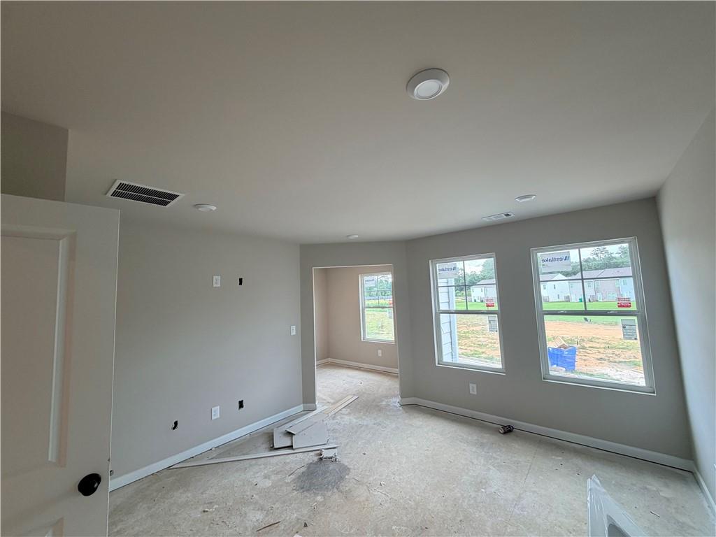 327 Rolling Green Road Property Photo 5