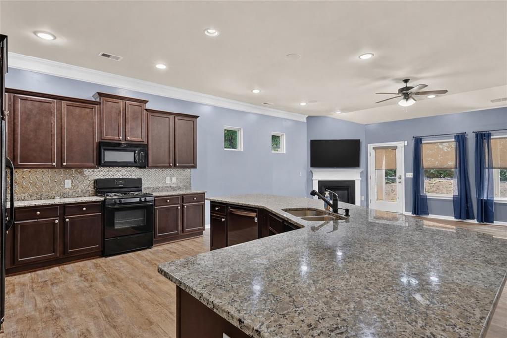 21 Copeland Lane Property Photo 9