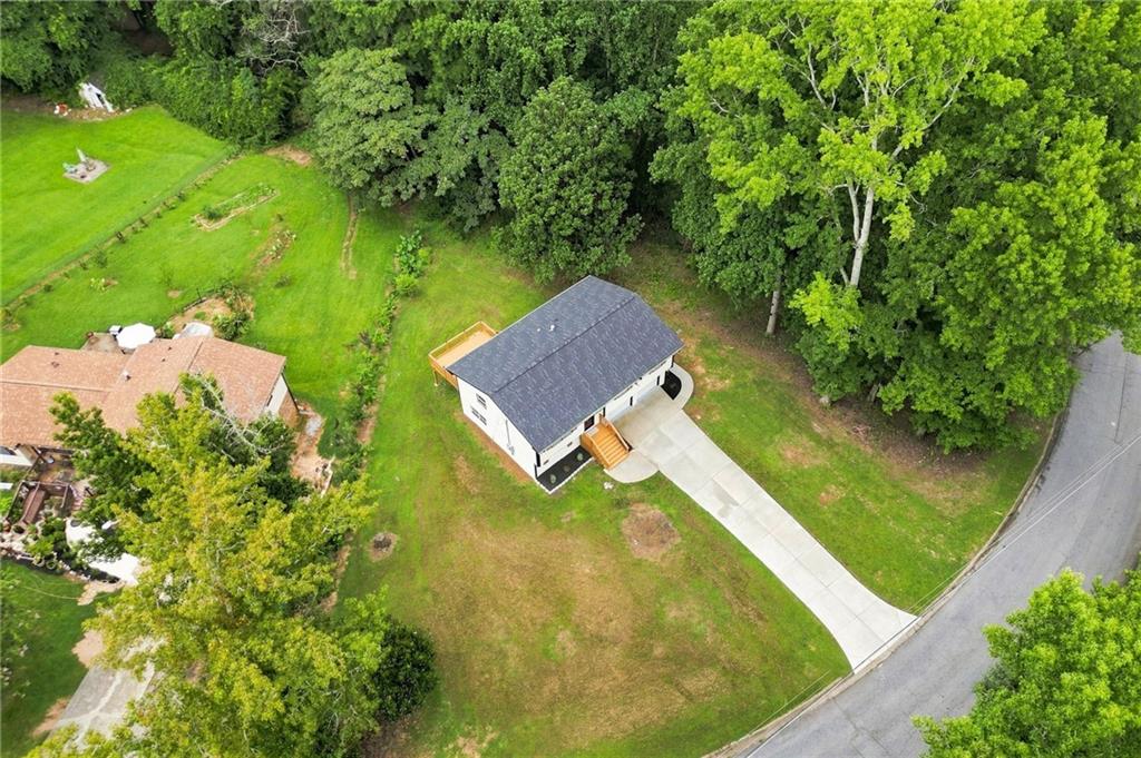 5827 Christopher Lane Property Photo 2