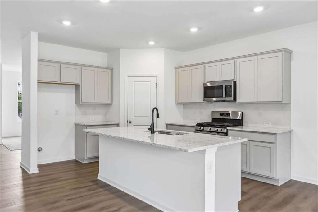 7328 Tenton Crossing Property Photo 5
