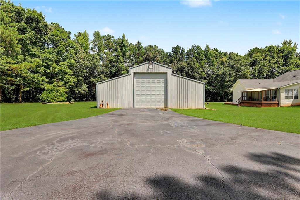 644 S Mount Carmel Road Property Photo 5
