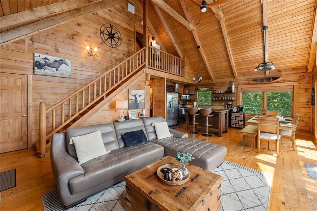 2025 Quail Cove Drive Property Photo 8
