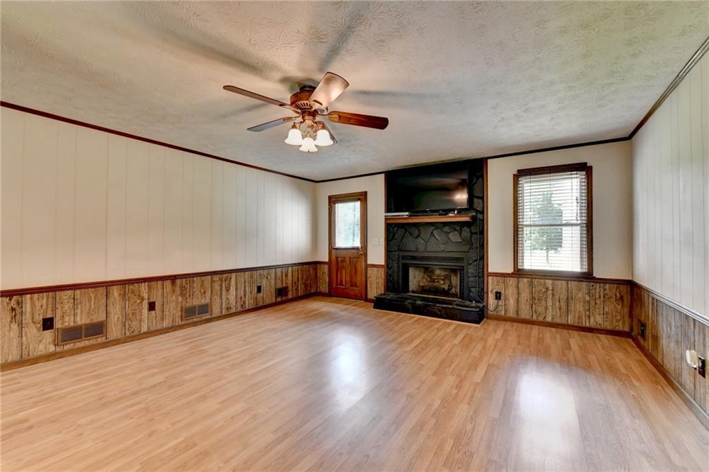 4410 Meadow Trail Property Photo 12