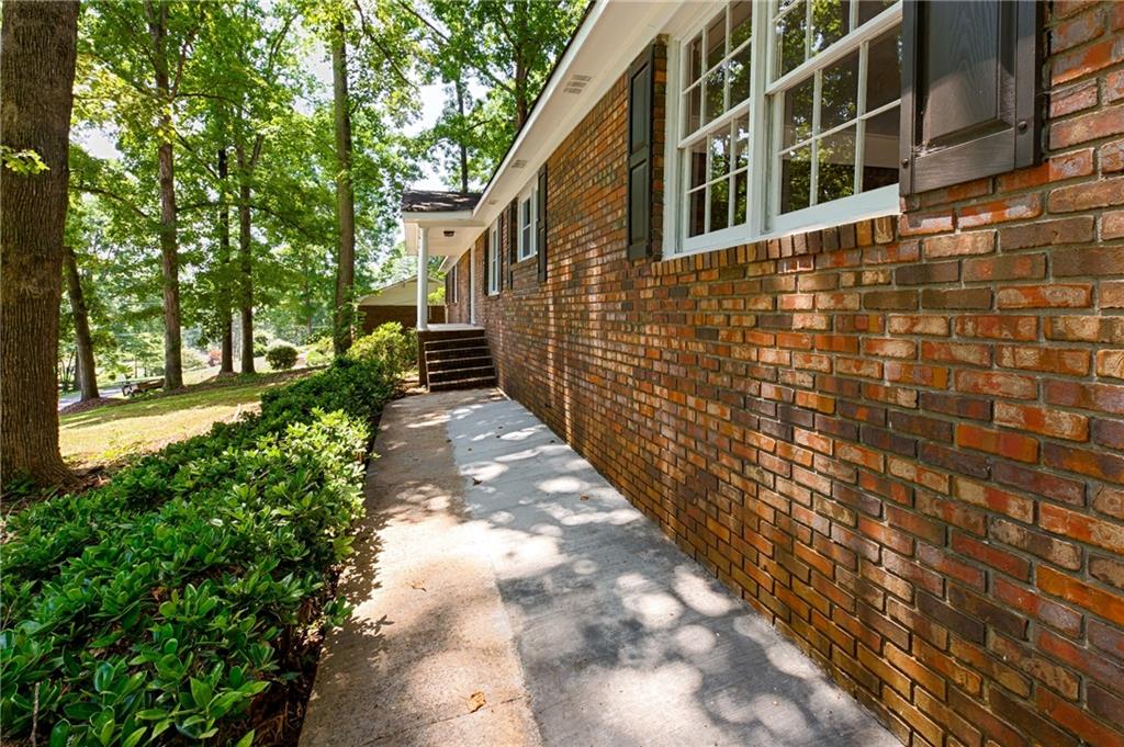 3979 Potomac Drive Nw Property Photo 2