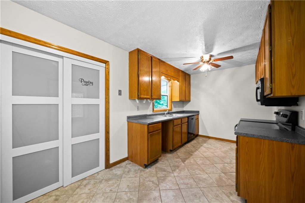 5405 Iris Drive Sw Property Photo 6