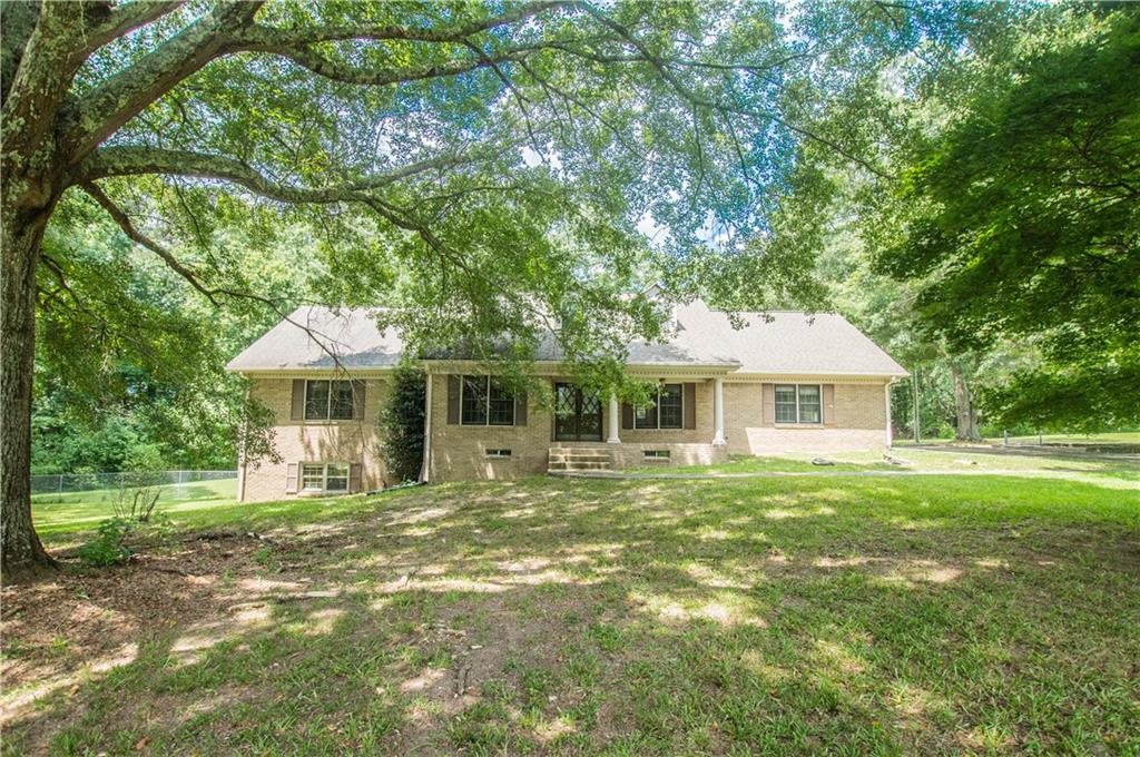 2195 Temple Johnson Road Property Photo 1
