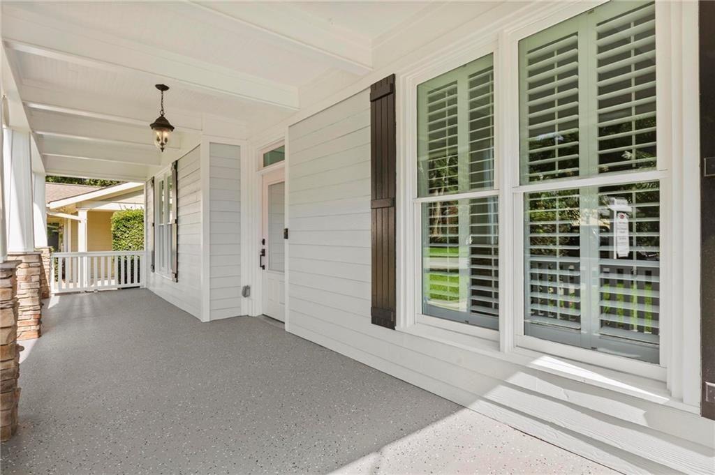 1355 Mercer Avenue Property Photo 3