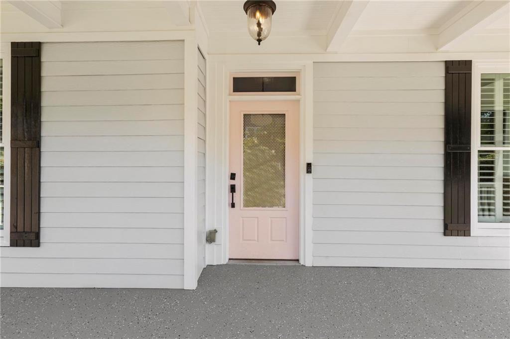 1355 Mercer Avenue Property Photo 4