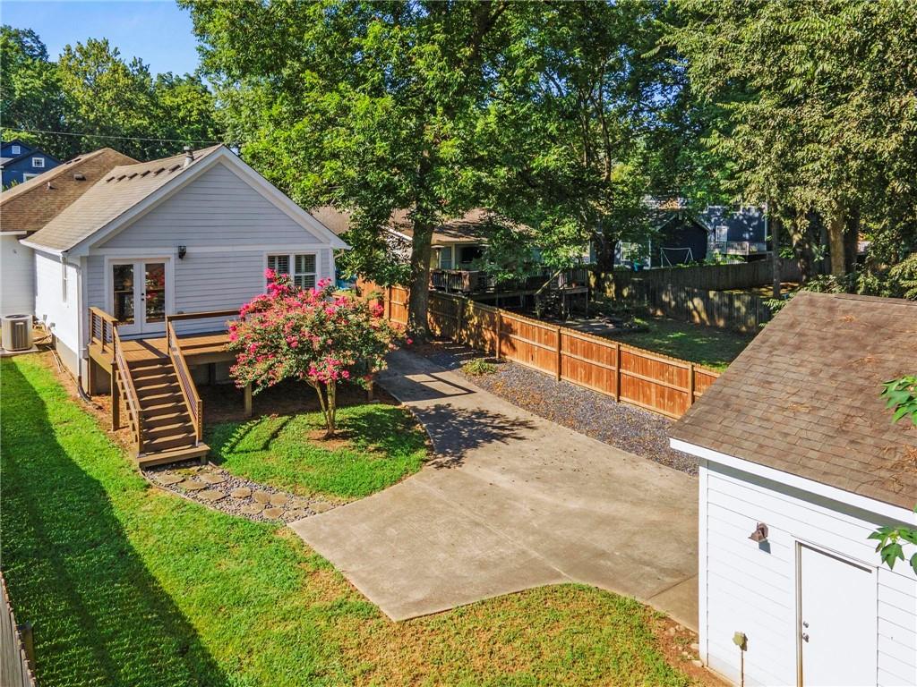1355 Mercer Avenue Property Photo 29