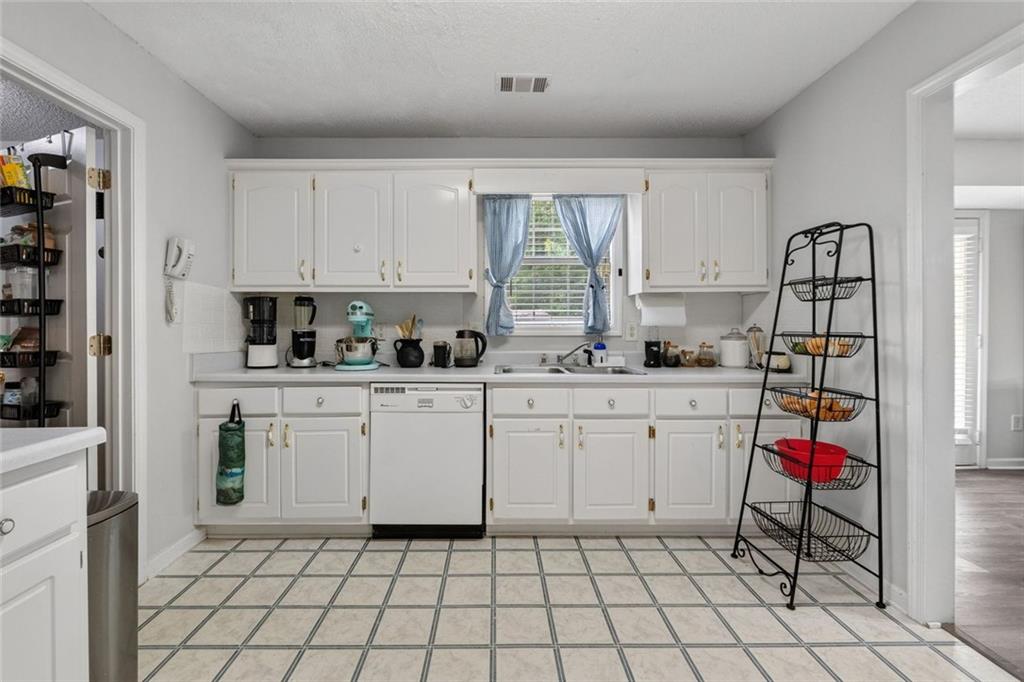 130 Morningside Drive Property Photo 11