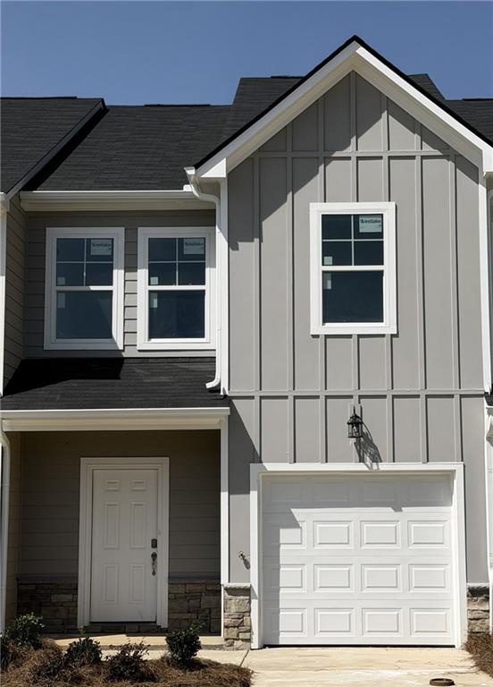 325 Rolling Green Road Property Photo 1