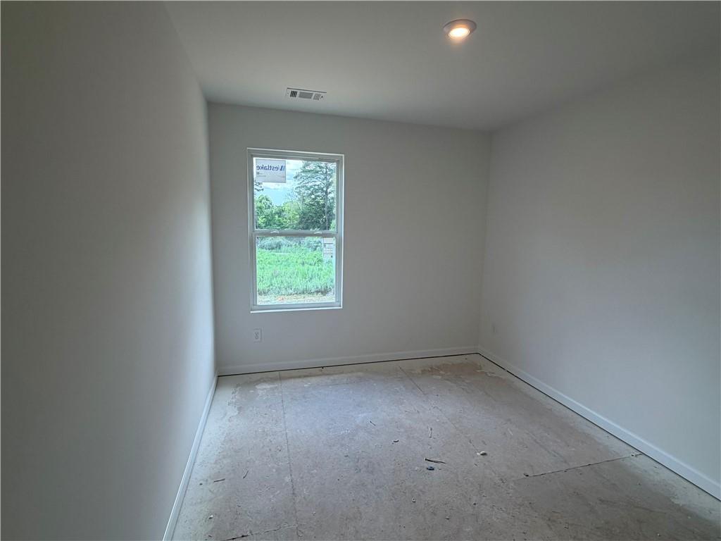 325 Rolling Green Road Property Photo 9
