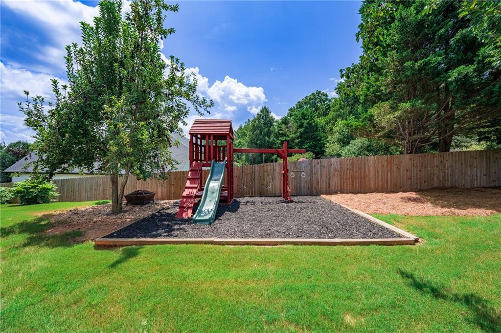 201 Overlook Court Property Photo 10