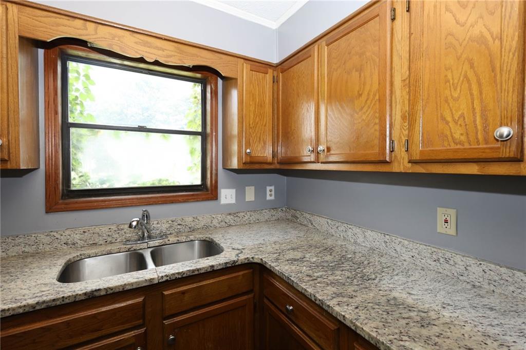 5461 Park Place S Property Photo 8