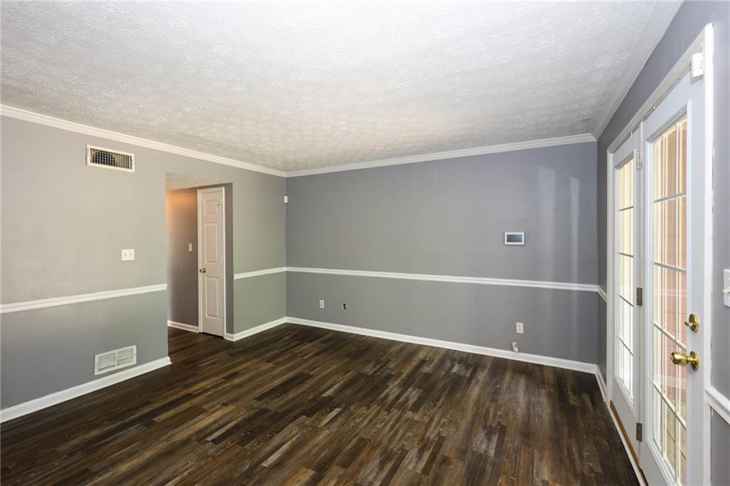 5461 Park Place S Property Photo 12