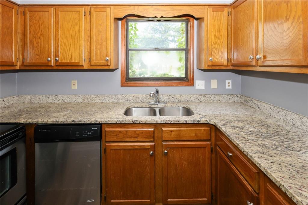 5461 Park Place S Property Photo 14