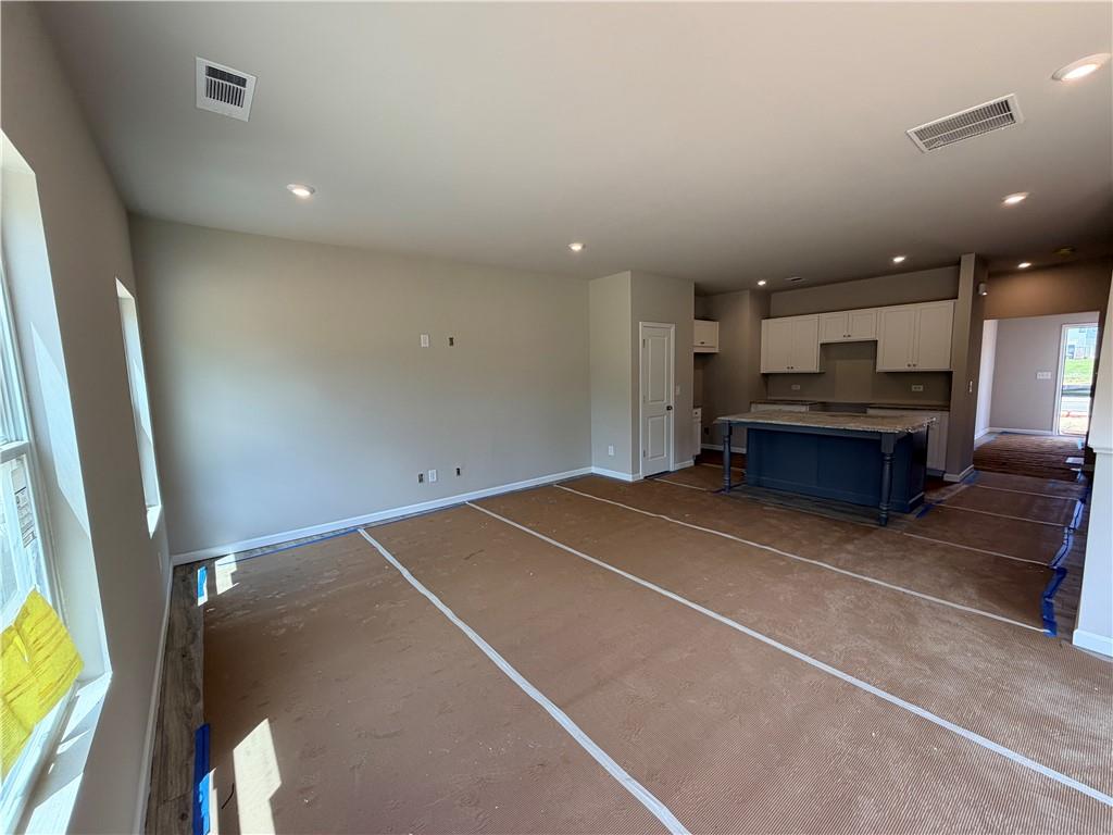 321 Rolling Green Road Property Photo 6