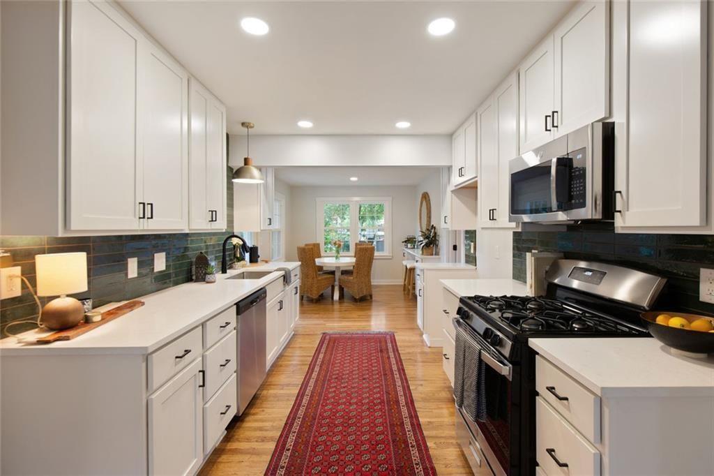 216 Austin Avenue Ne Property Photo 2