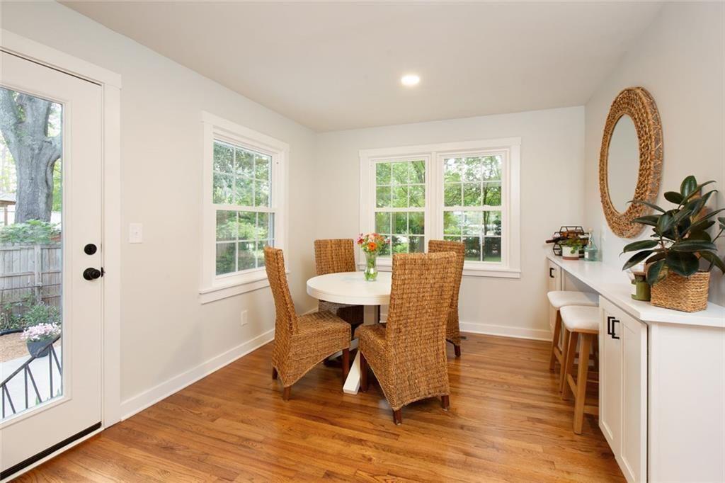 216 Austin Avenue Ne Property Photo 4