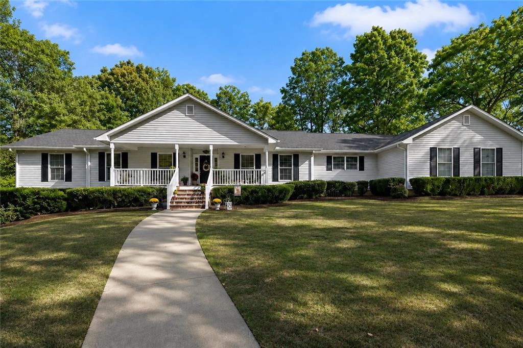 305 Mountain Brook Road Property Photo 1